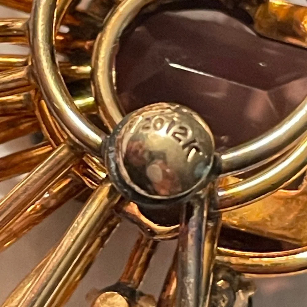 1920s Art Deco Gold Filled Brooch Pendant – Amethyst-Colored Stone – Estate Find - Picture 9 of 17